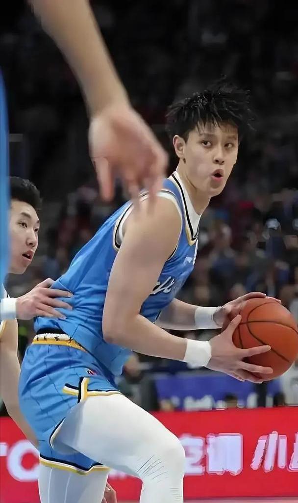 【金年会6766】浙江队与北京队热身对抗,备战过程严谨